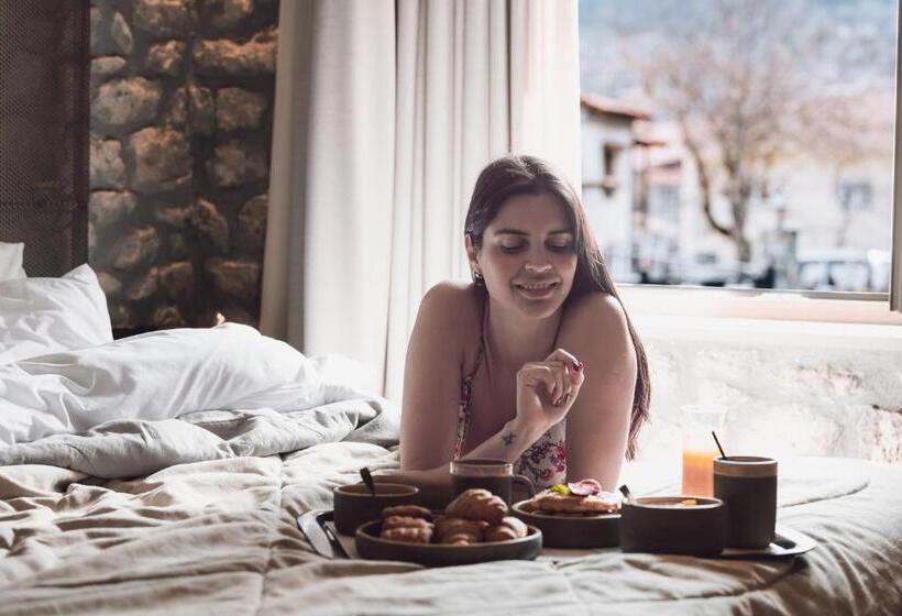 Tsikeli Boutique Hotel Meteora Adults Friendly