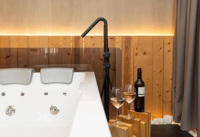 Tsikeli Boutique Hotel Meteora Adults Friendly