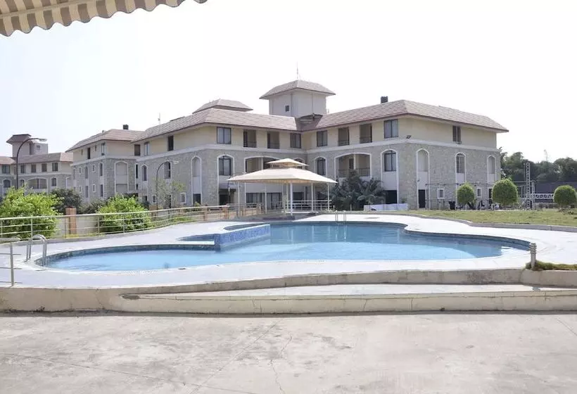 Отель Zip By Spree Hinjewadi