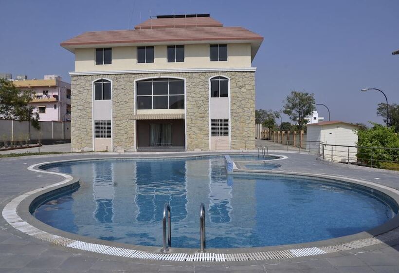 Отель Zip By Spree Hinjewadi