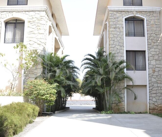 Отель Zip By Spree Hinjewadi