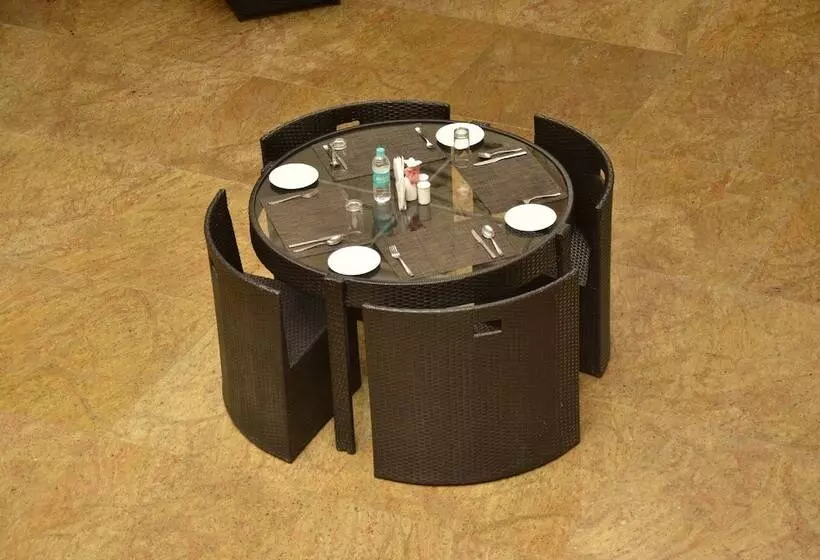 Отель Zip By Spree Hinjewadi