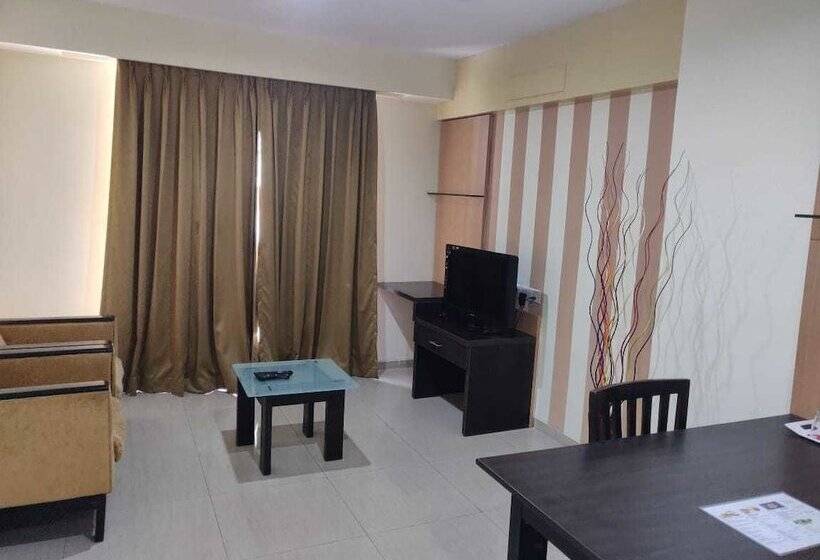 Отель Zip By Spree Hinjewadi