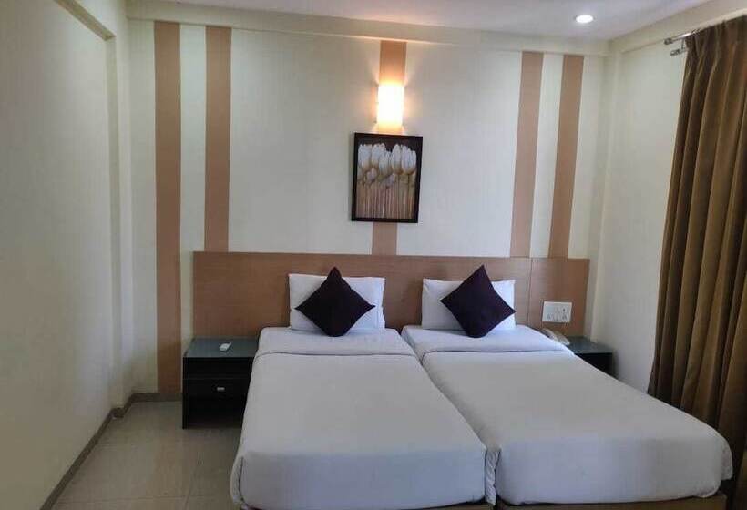 Отель Zip By Spree Hinjewadi