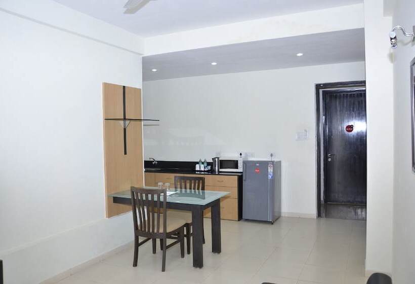 Отель Zip By Spree Hinjewadi