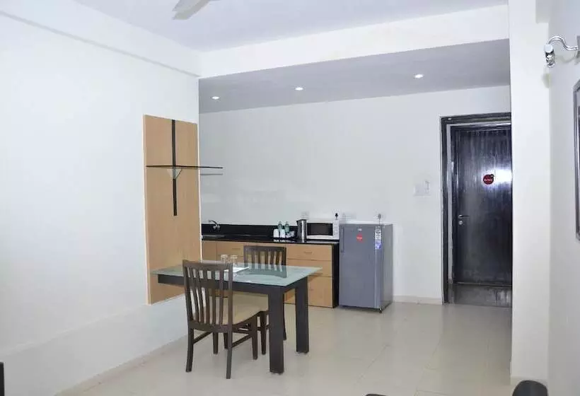 Отель Zip By Spree Hinjewadi