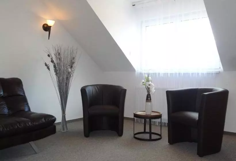 酒店 Zur Wasserburg