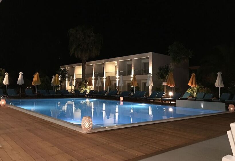 Nasos Hotel & Resort