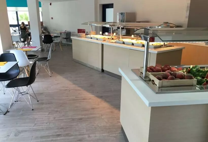 Nasos Hotel & Resort