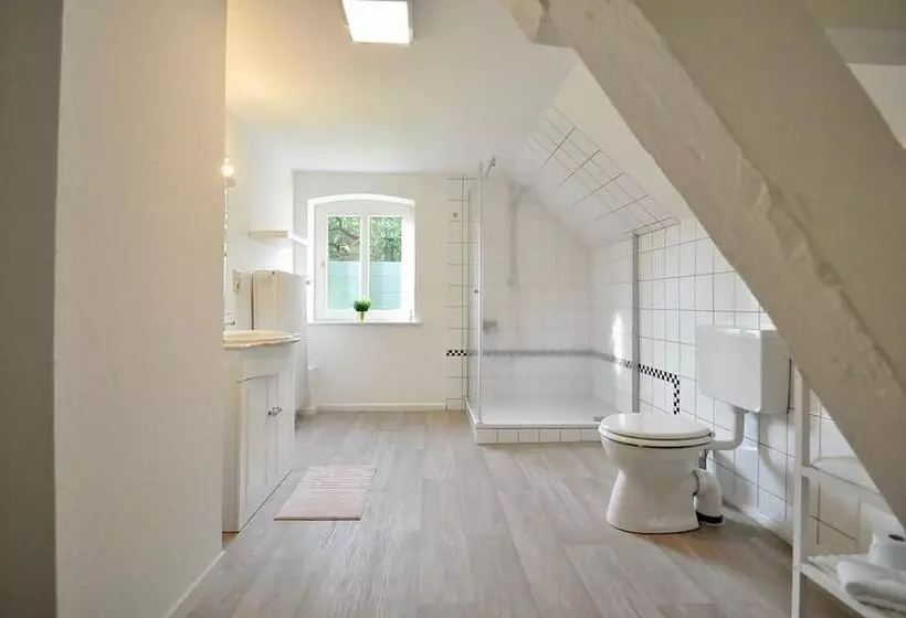 膳宿费 Gastehaus Schlossgarten