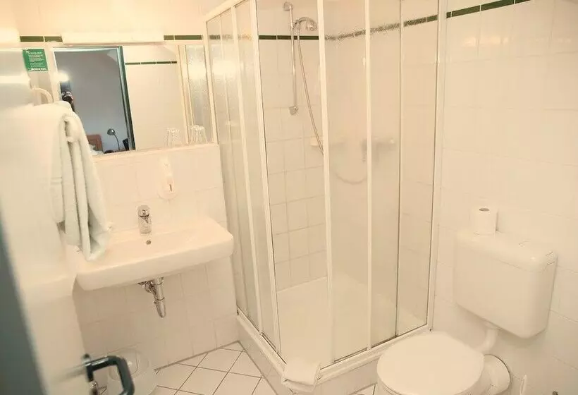 膳宿费 Gastehaus Schlossgarten