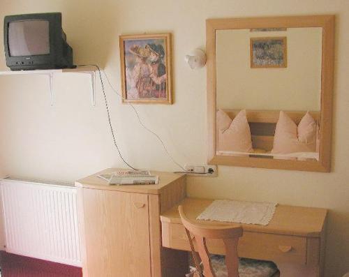 膳宿费 Gasthof Zum Brunnen