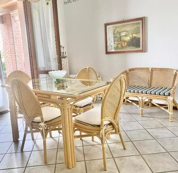 Apartment With Swimming Pool In Manerba Del Garda