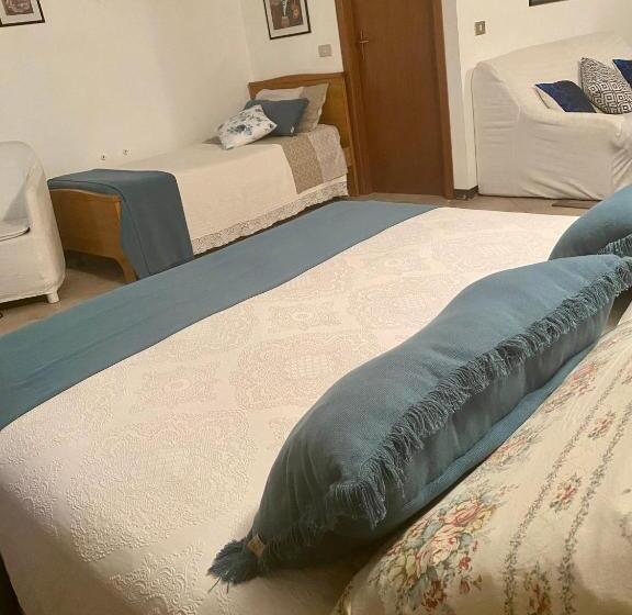 Apartment With Swimming Pool In Manerba Del Garda