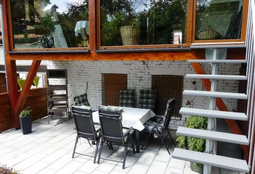 Blumenwerkstatt Mit Sauna Und Jacuzzi