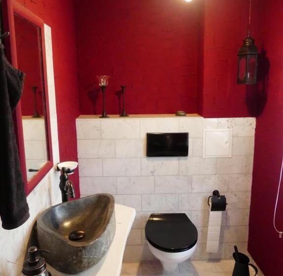 Blumenwerkstatt Mit Sauna Und Jacuzzi