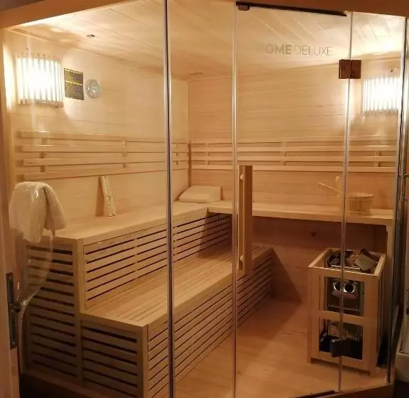 Blumenwerkstatt Mit Sauna Und Jacuzzi