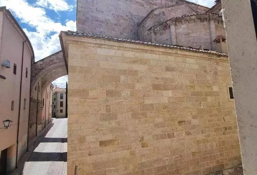 Casa Benito Garaje Cantigüo