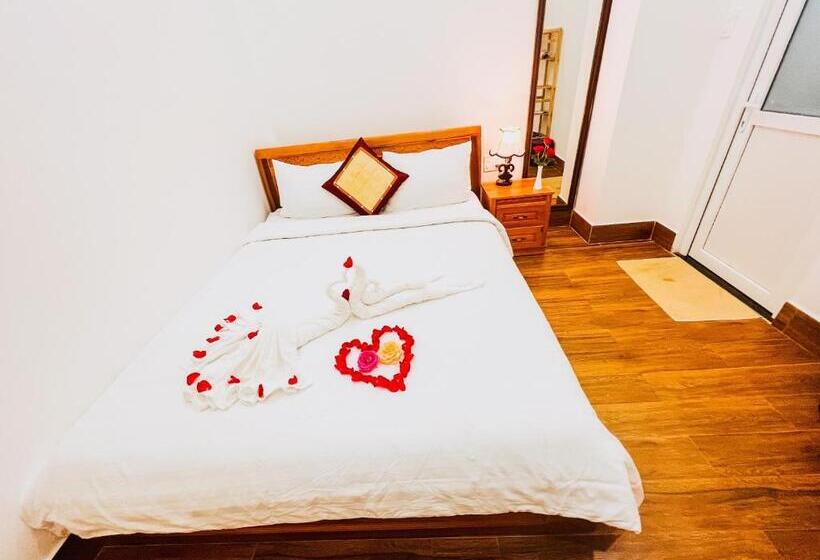 هتل Hà Thu House