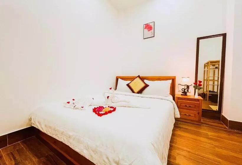 هتل Hà Thu House