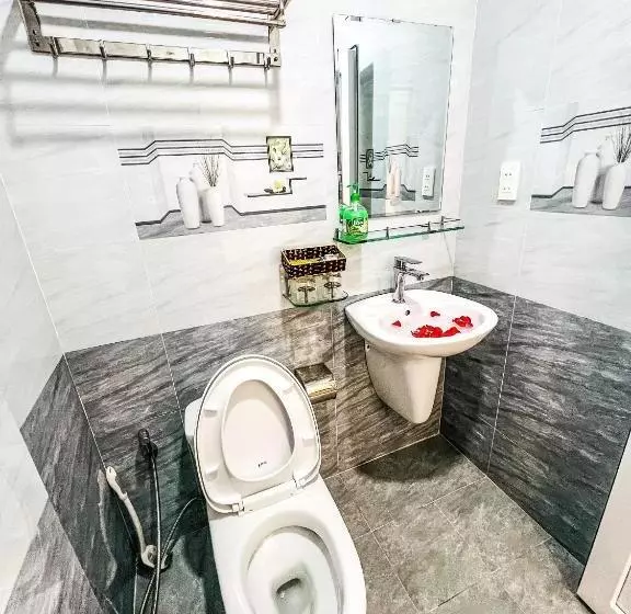 هتل Hà Thu House