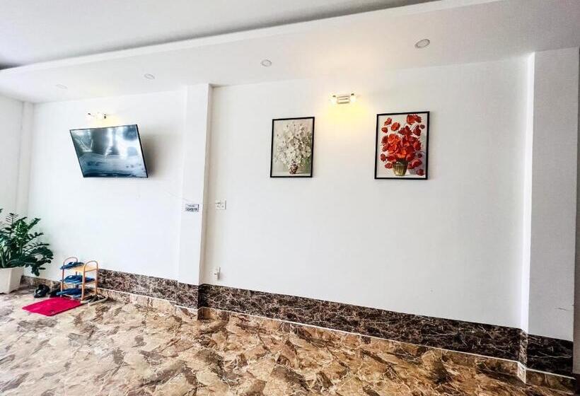 هتل Hà Thu House