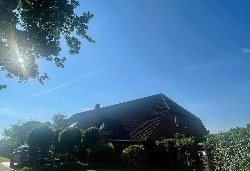 Huuske Lütten Uttied   Das Landleben Genießen