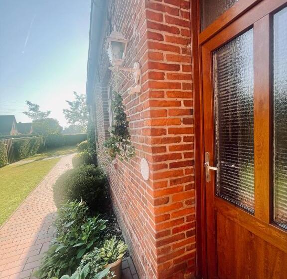 Huuske Lütten Uttied Das Landleben Genießen