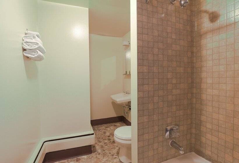 Love Hotels On Silver Street At Hurley Wi