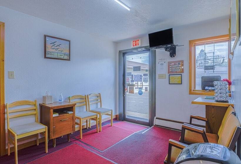 Love Hotels On Silver Street At Hurley Wi