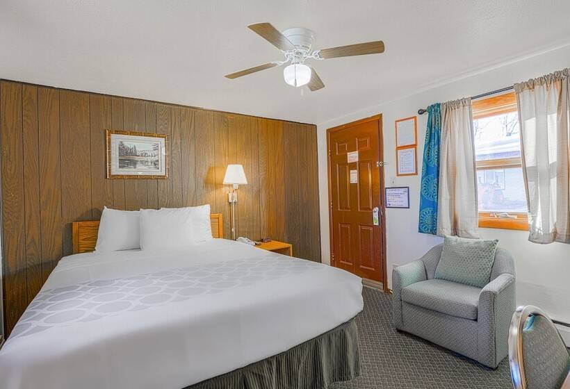 Love Hotels On Silver Street At Hurley Wi