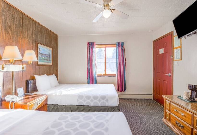 Love Hotels On Silver Street At Hurley Wi