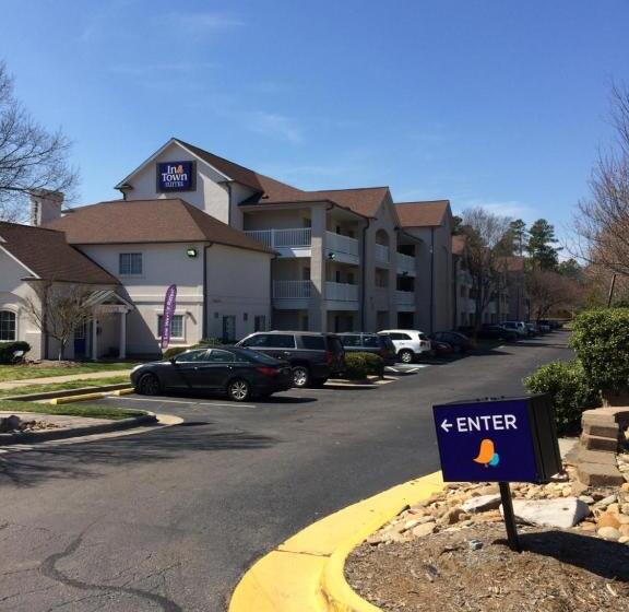 فندق على الطريق Intown Suites Extended Stay Raleigh Nc  Capital Blvd