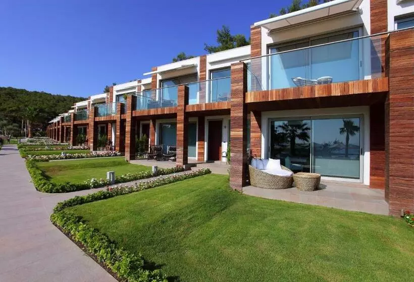 Ortunc Hotel   Cunda Island