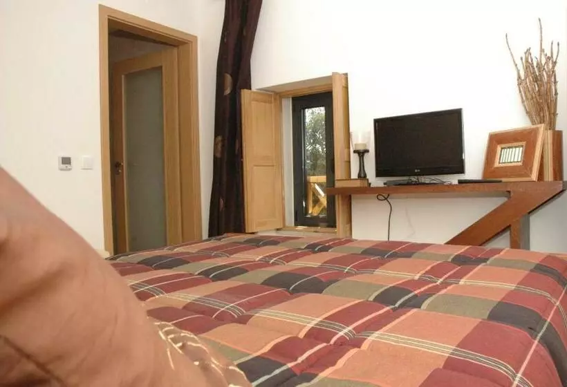 Majatalo Casa Da Canada