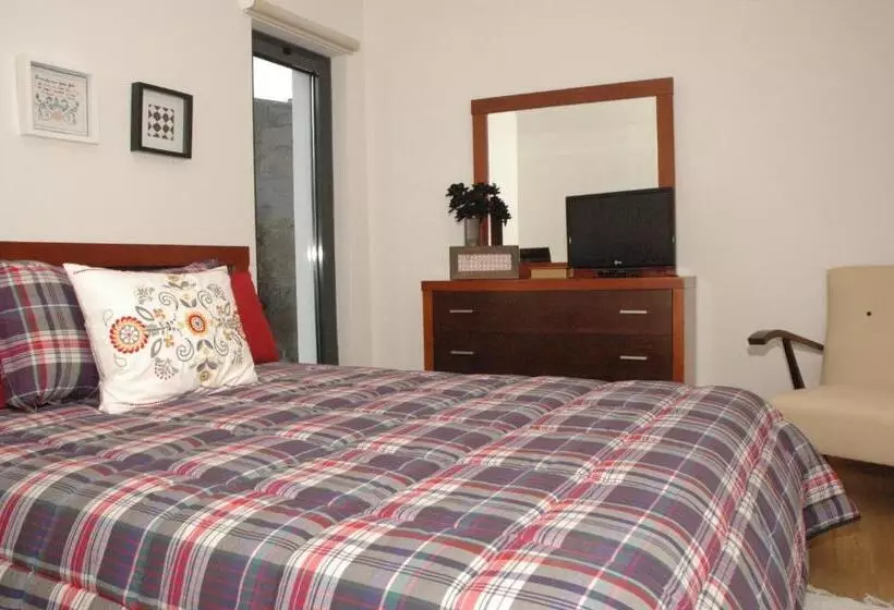 Majatalo Casa Da Canada