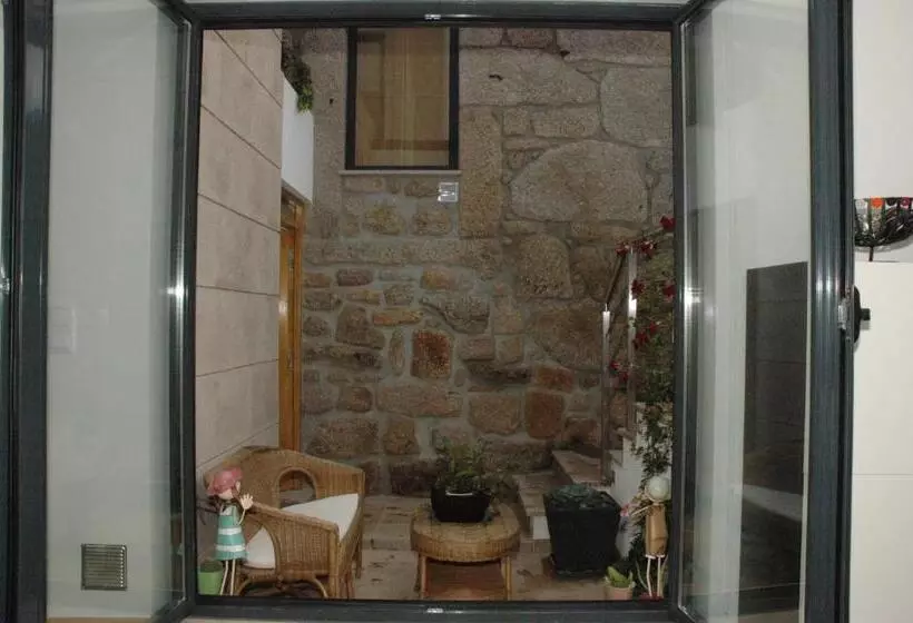 Majatalo Casa Da Canada