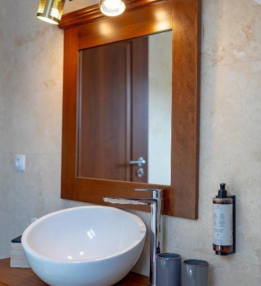 بنسيون San Gennaro