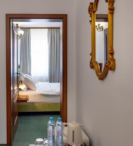 بنسيون San Gennaro