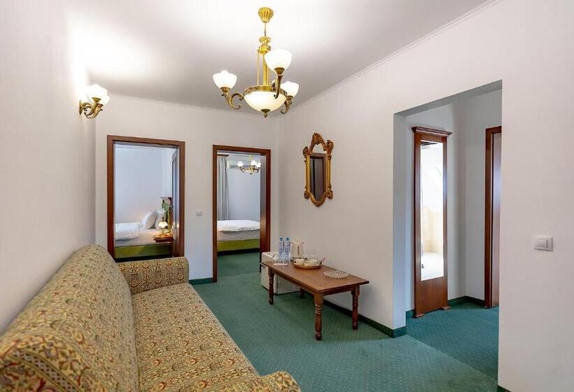 بنسيون San Gennaro