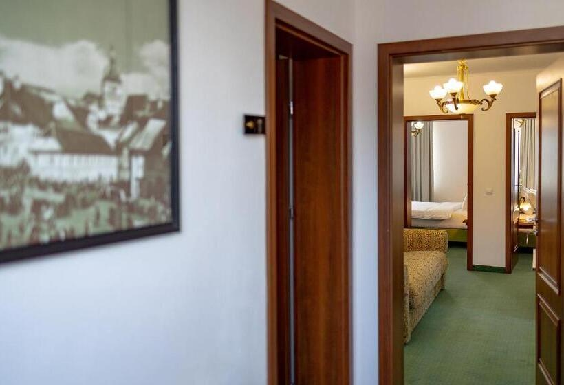 بنسيون San Gennaro