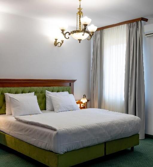 بنسيون San Gennaro