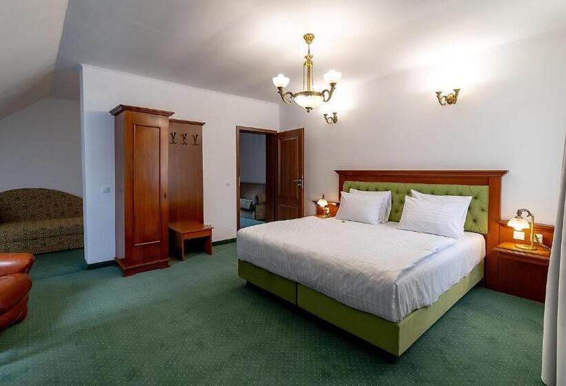 بنسيون San Gennaro