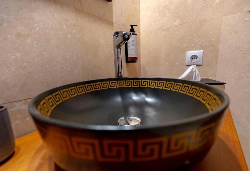 بنسيون San Gennaro