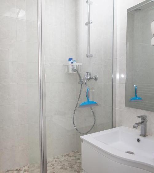 تختخواب و صبحانه Club246 Paris Saint Martin