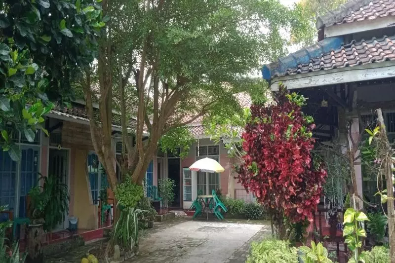 ホテル Oyo 91012 Mambo Guest House Pangandaran