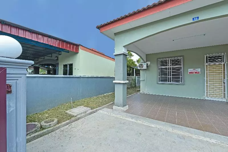 ホテル Oyo Home 90469 Homestay Changlun Star