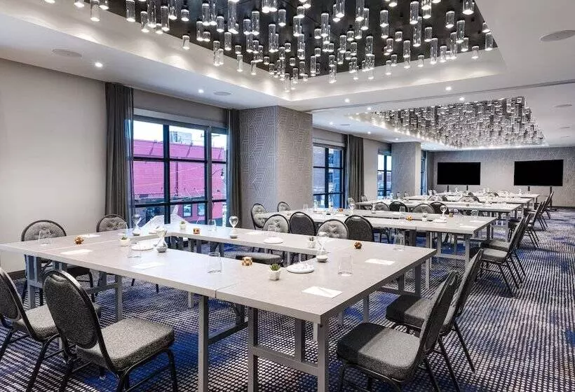 Hotelli Renaissance Oklahoma City Downtown Bricktown