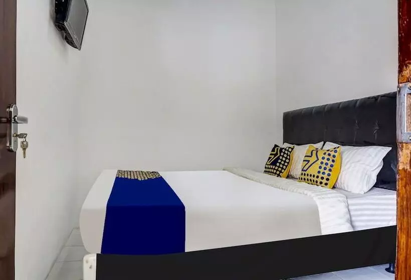 Hotelli Spot On 90928 Wisma Asri Putra Syariah