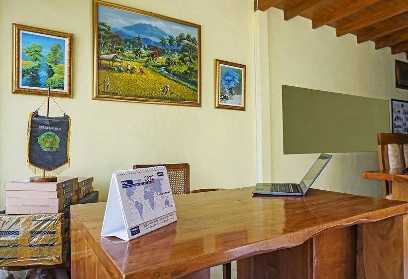 Szálloda Spot On 90928 Wisma Asri Putra Syariah